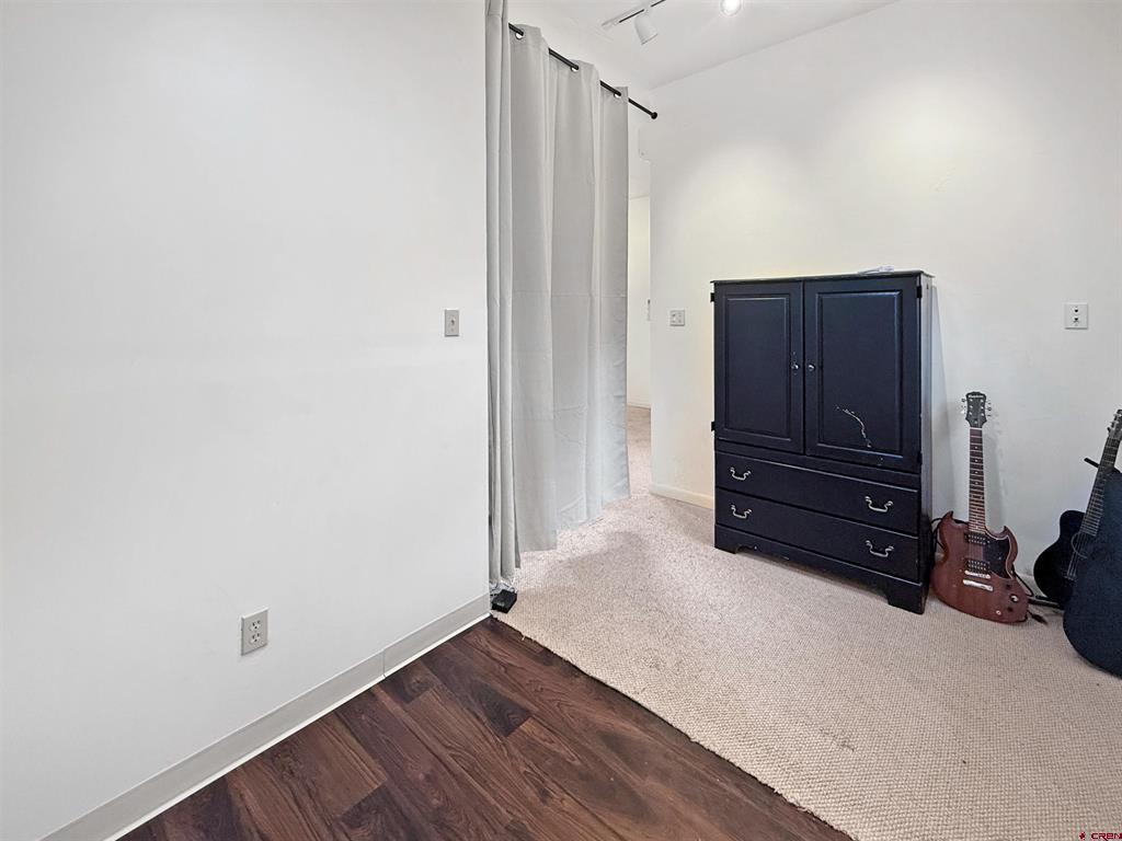 127 Niagara Avenue Property Photo 22