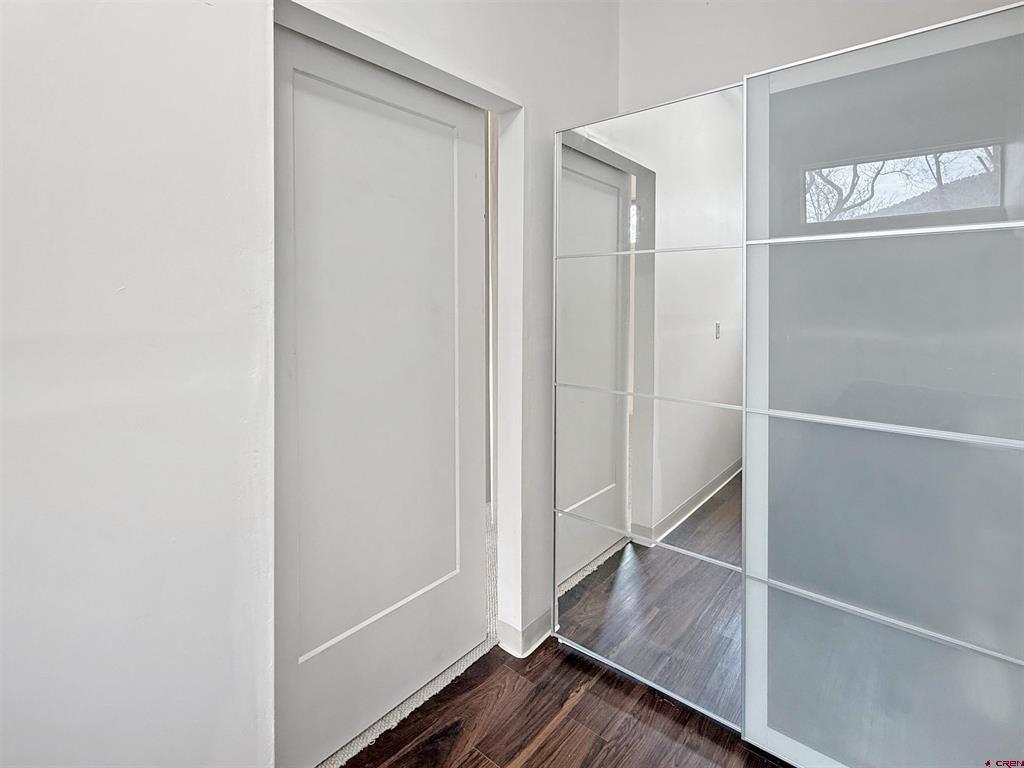 127 Niagara Avenue Property Photo 24
