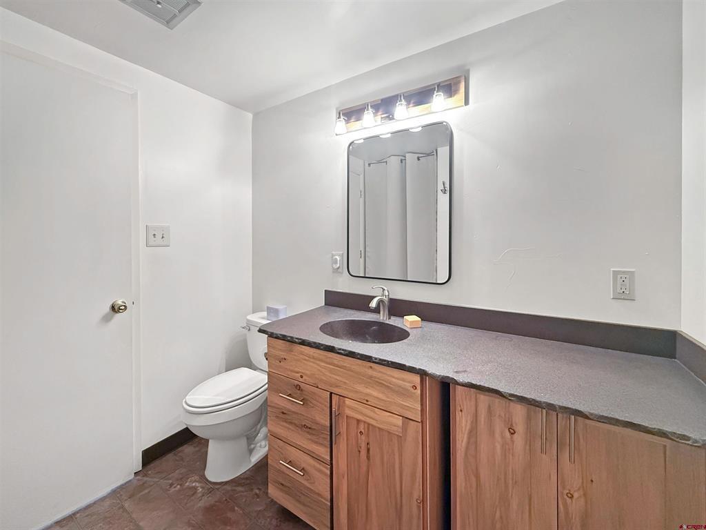 127 Niagara Avenue Property Photo 25