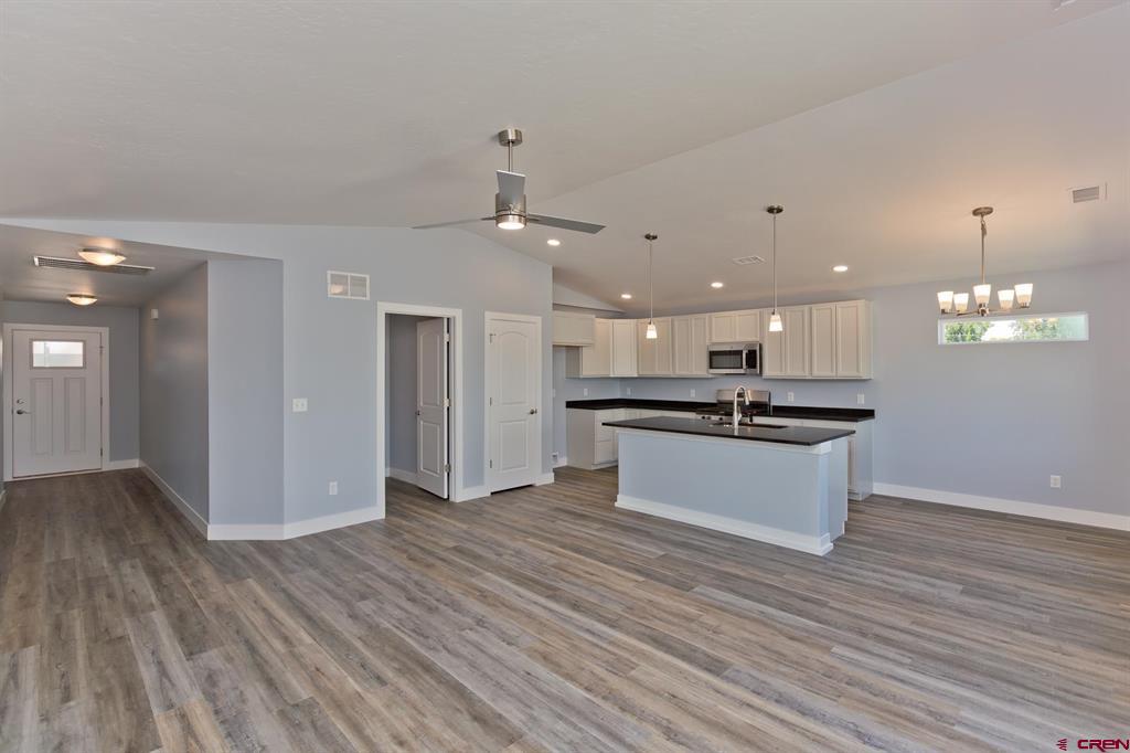 605 Nuvue Street Property Photo 3