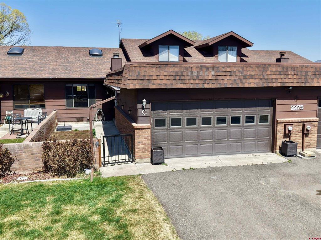 Sunnyside Village Real Estate Listings Main Image