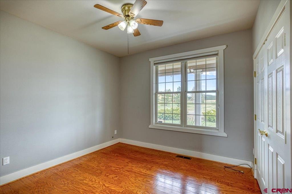 381 Northlake Avenue Property Photo 22
