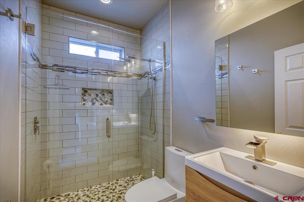 381 Northlake Avenue Property Photo 23