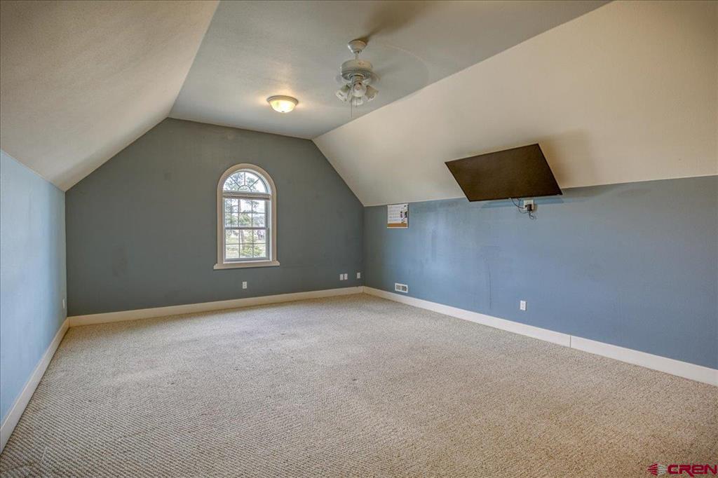 381 Northlake Avenue Property Photo 24