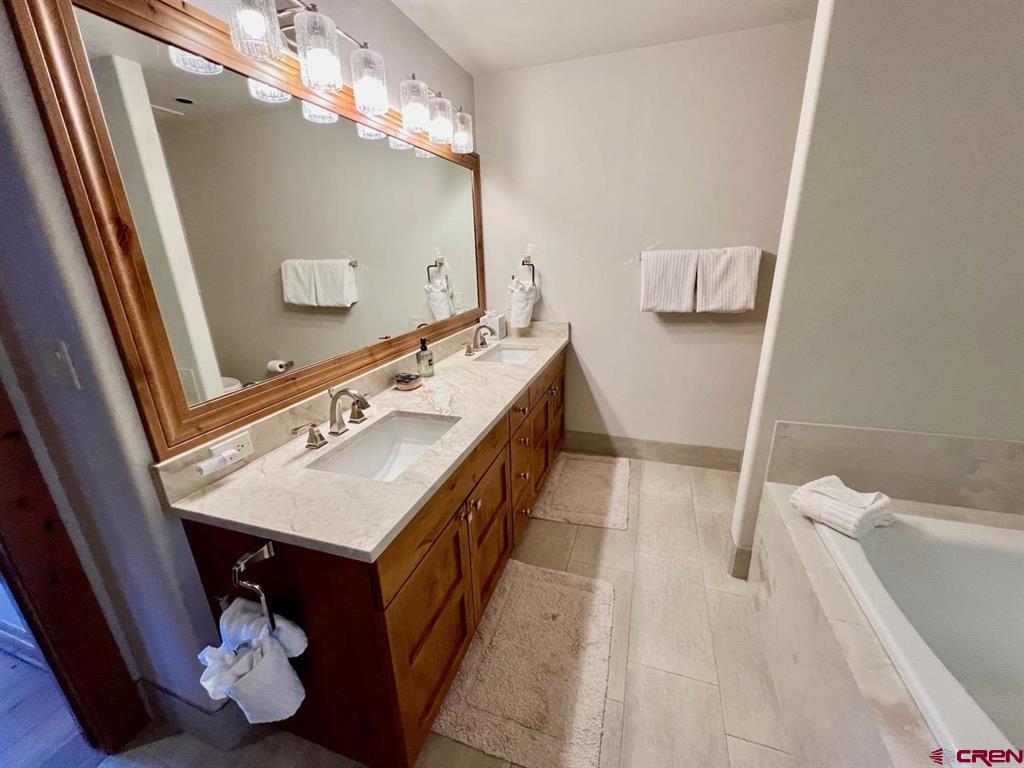 14 Hunter Hill Road Property Photo 14
