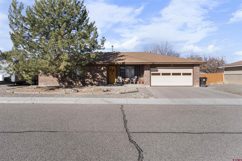 1230 Leeds Avenue Property Photo