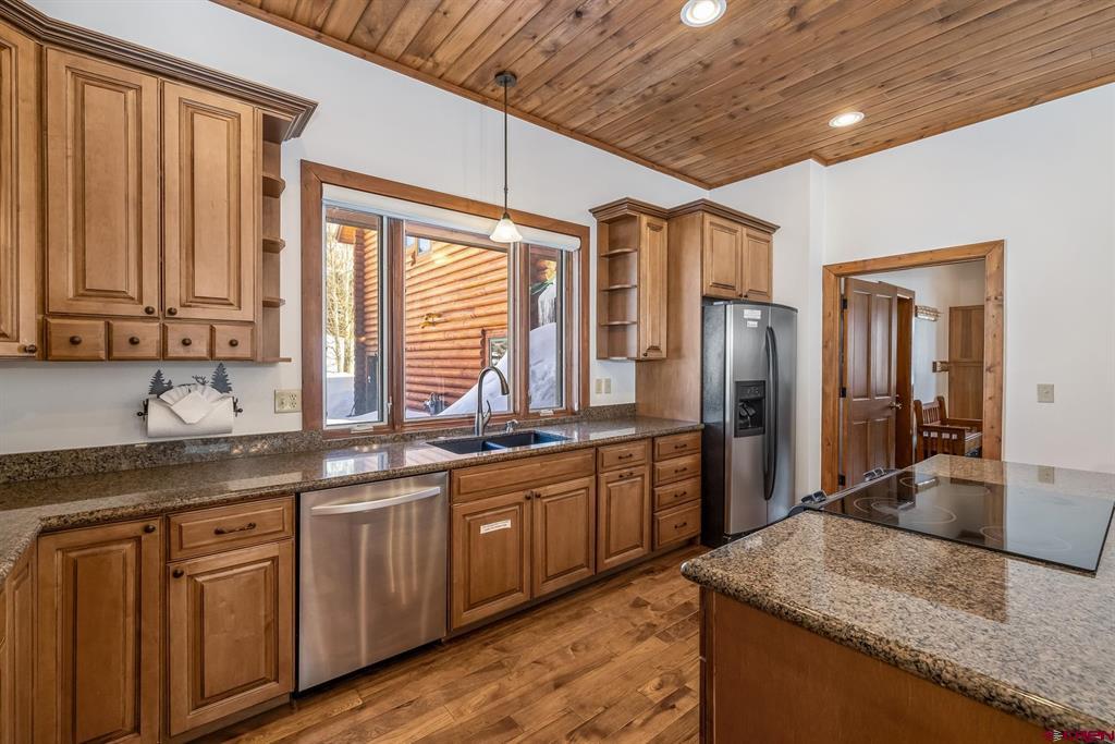 45 Creek Cove Property Photo 10