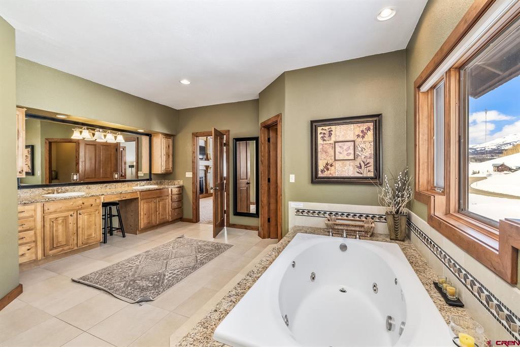 45 Creek Cove Property Photo 17
