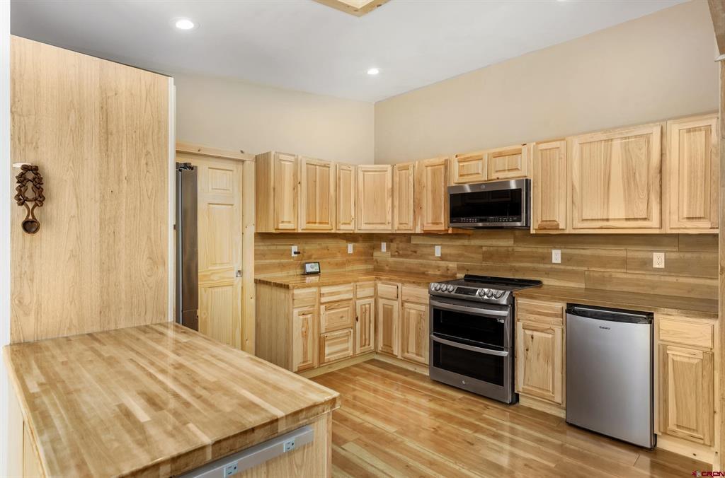 2209 Hatton Place Property Photo 12