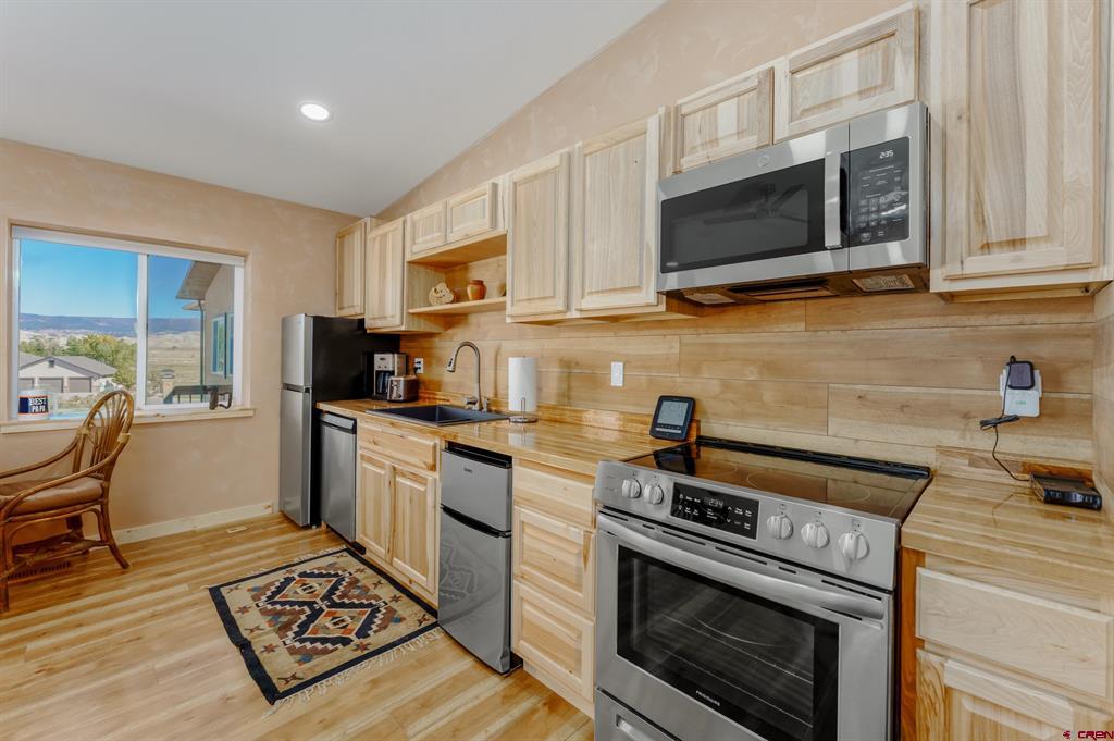 2209 Hatton Place Property Photo 25
