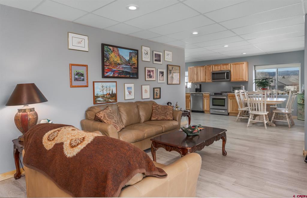 2209 Hatton Place Property Photo 32