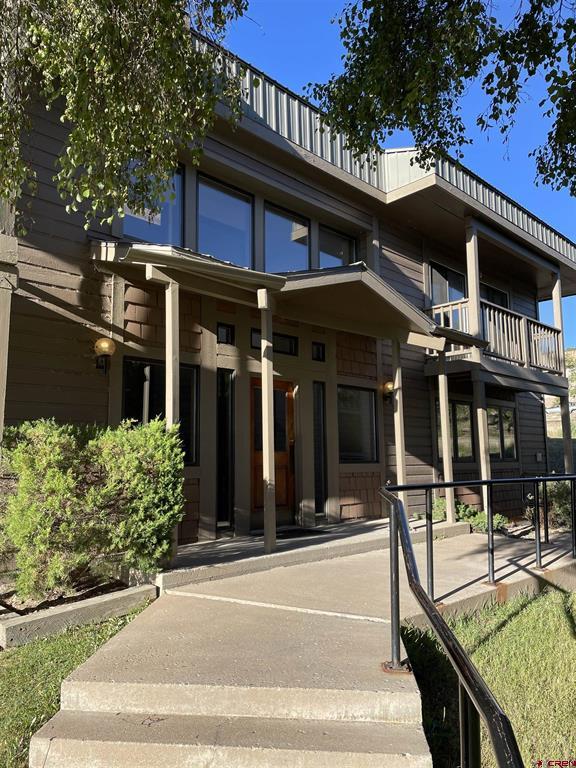 484 Turner Drive Property Photo