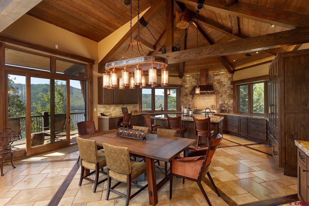 640 Lake View Drive Property Photo 12
