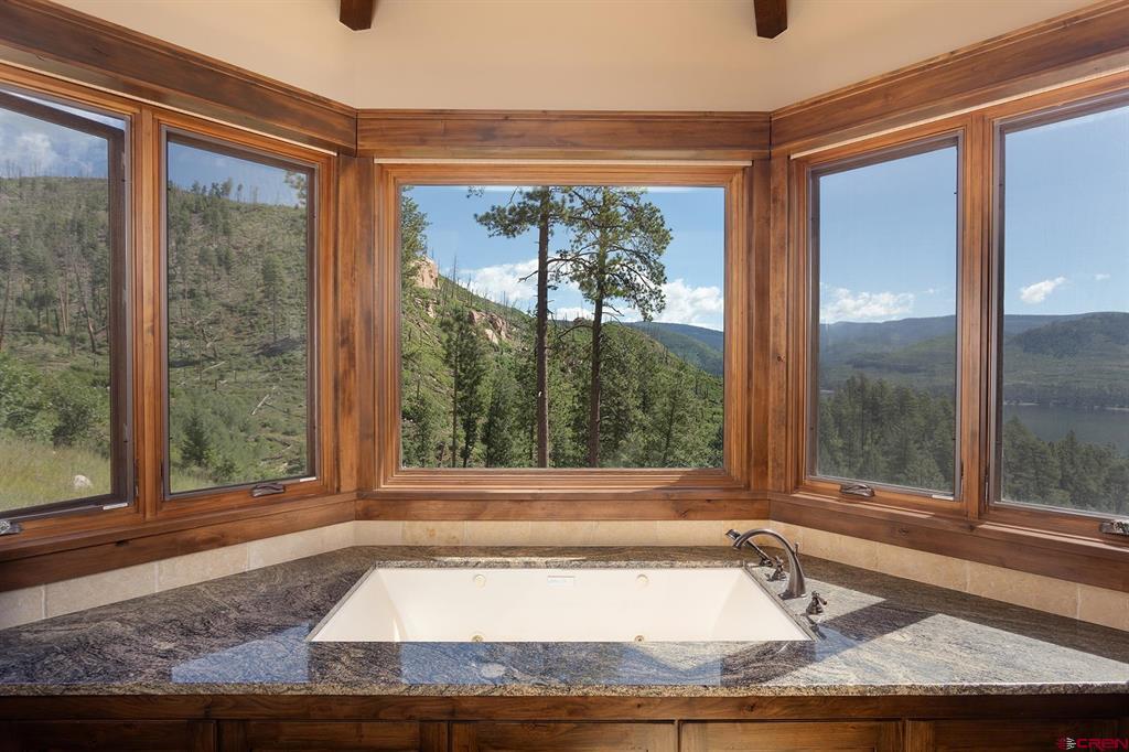 640 Lake View Drive Property Photo 17