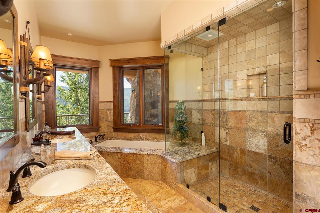 640 Lake View Drive Property Photo 29