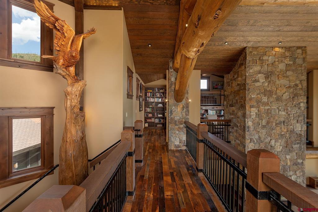 640 Lake View Drive Property Photo 32