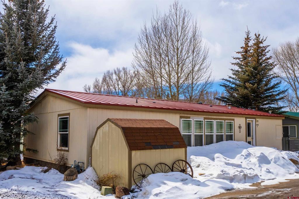 1208 W Tomichi Avenue Property Photo