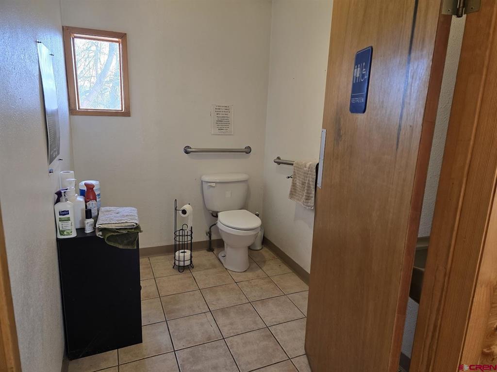 210 Goddard Property Photo 14