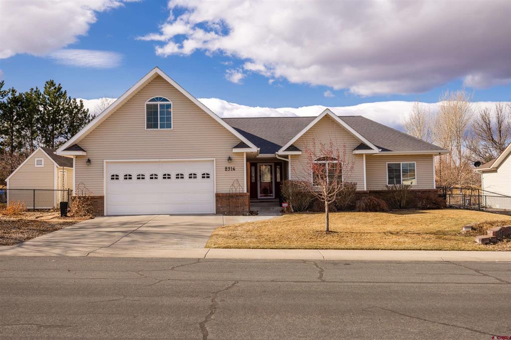 2316 Mead Lane Property Photo