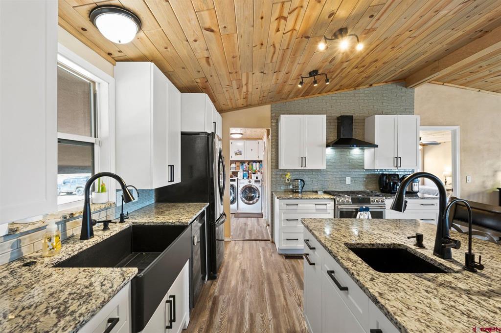131 Countrymens Way Property Photo
