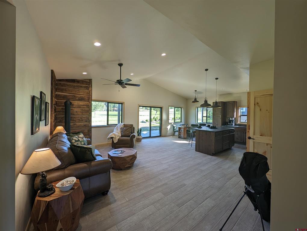 103 Divot Place Property Photo 2