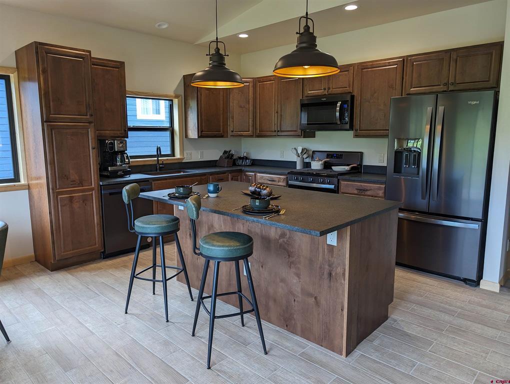 103 Divot Place Property Photo 6