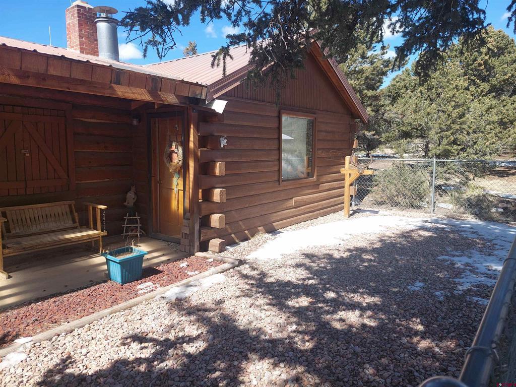 813 Milner Pass Rd. Property Photo 3