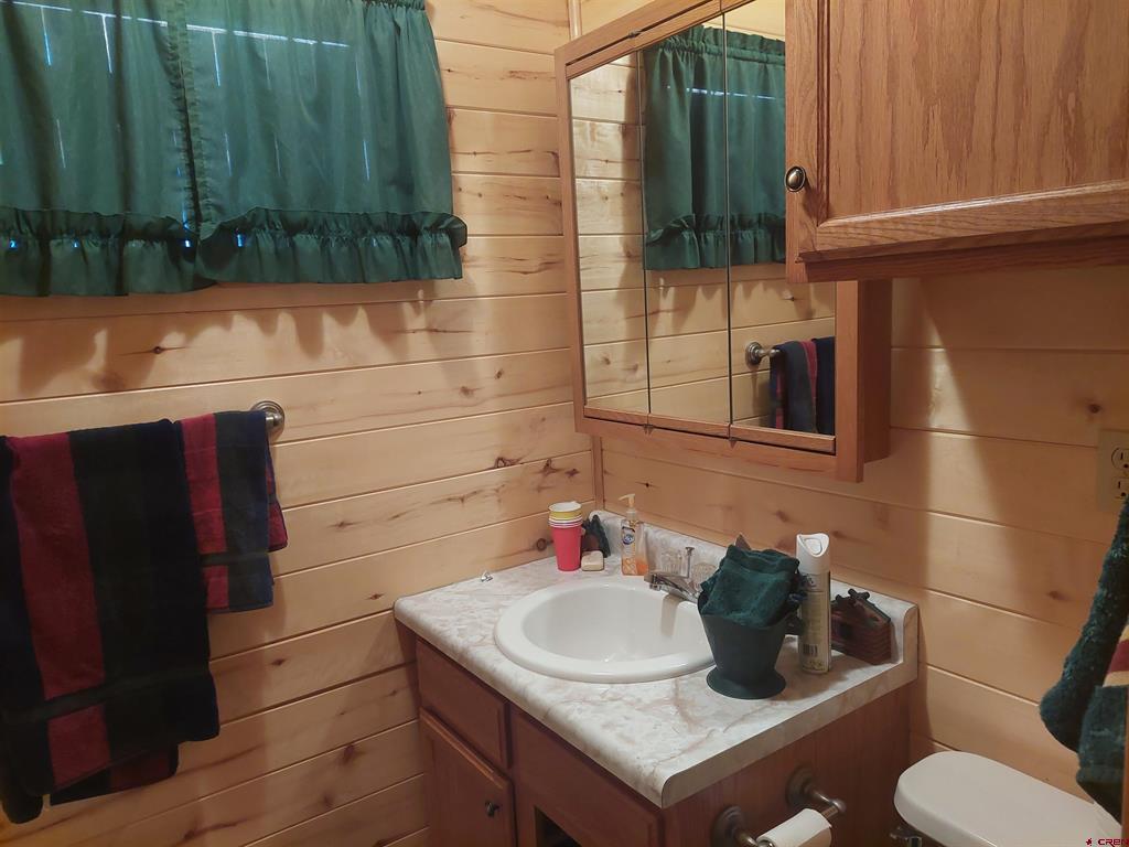 813 Milner Pass Rd. Property Photo 10