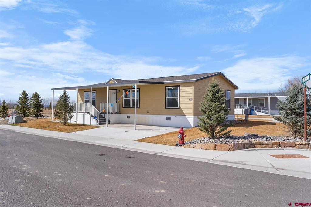 901 6530 Road Property Photo