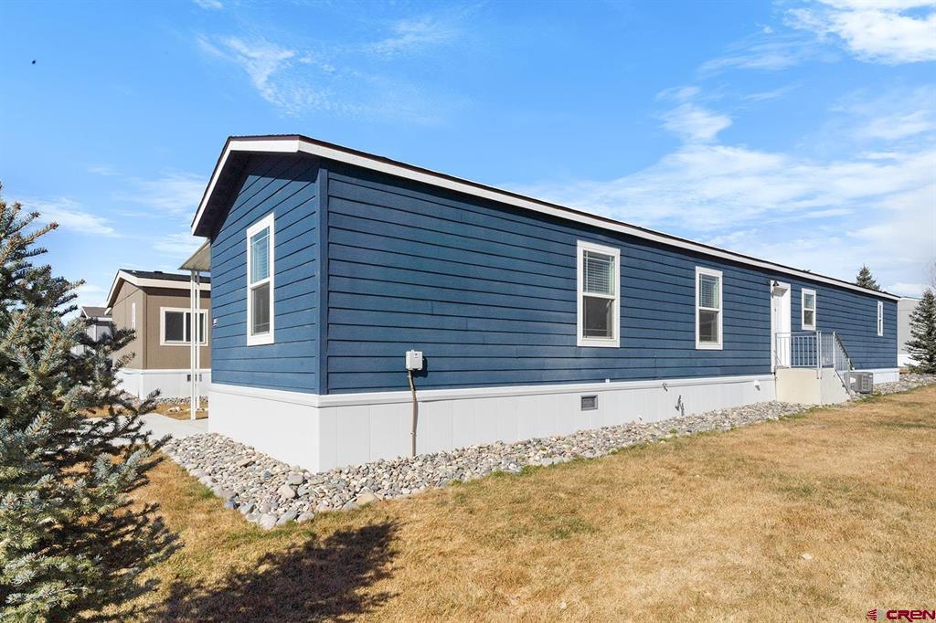 901 6530 Road Property Photo