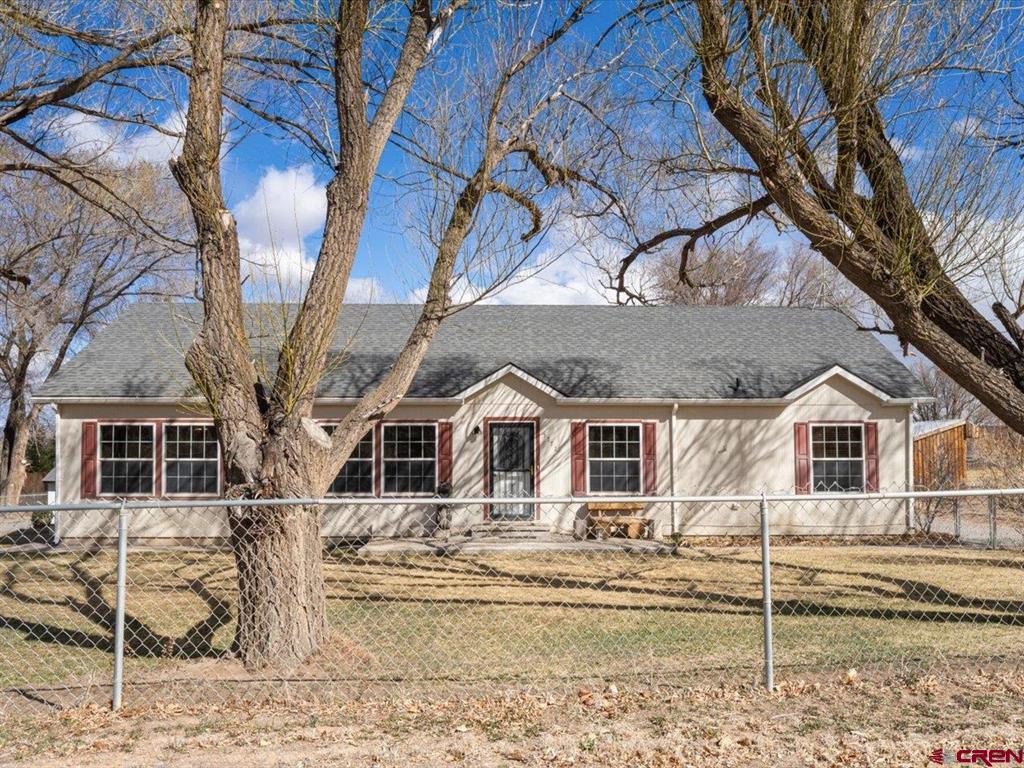 5772 5600 Road Property Photo