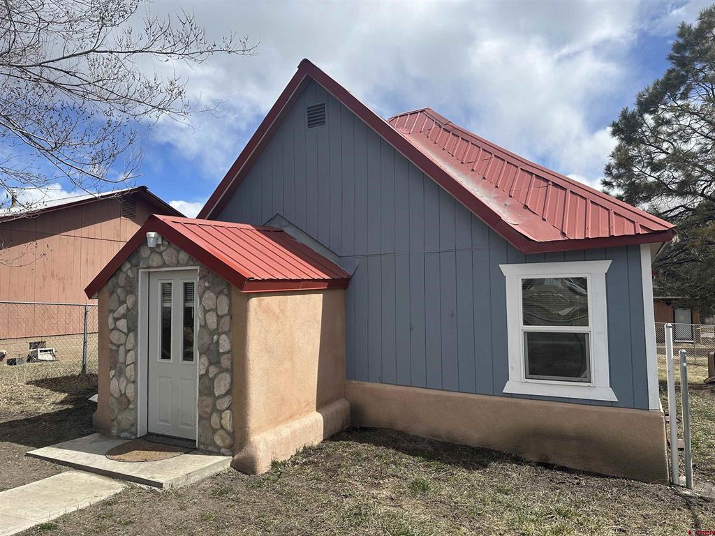 164 N 7th Street Property Photo