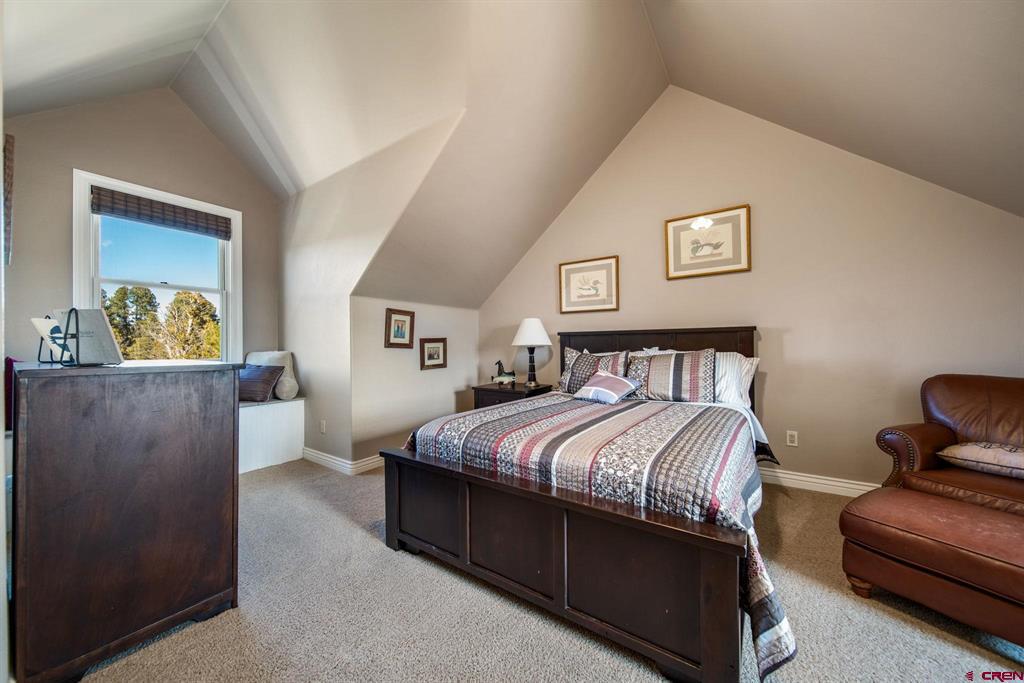 402 Valle Escondido Drive Property Photo 16