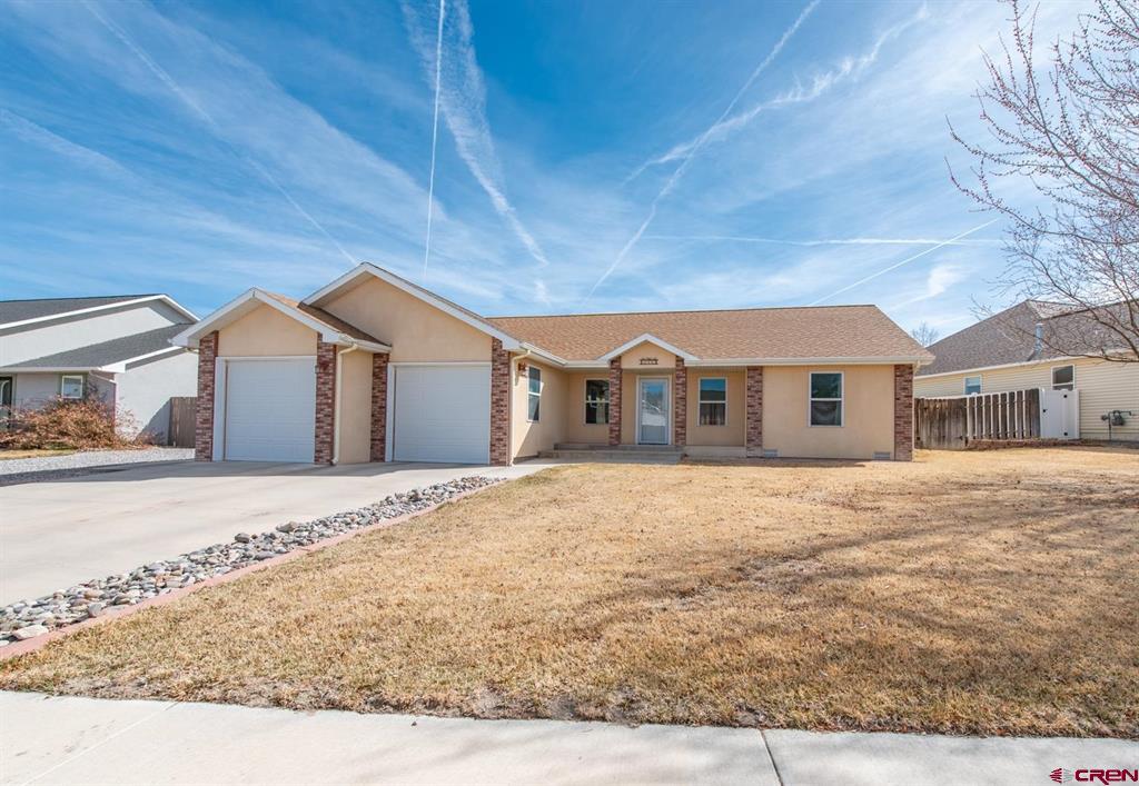 1833 American Way Property Photo 1