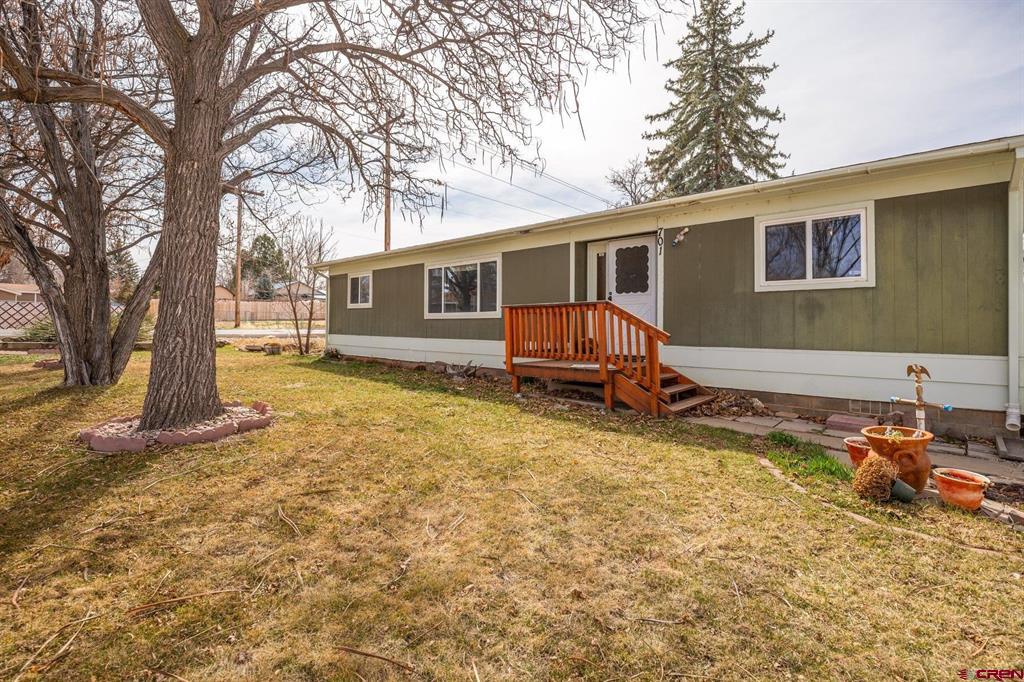 701 Wedgewood Property Photo