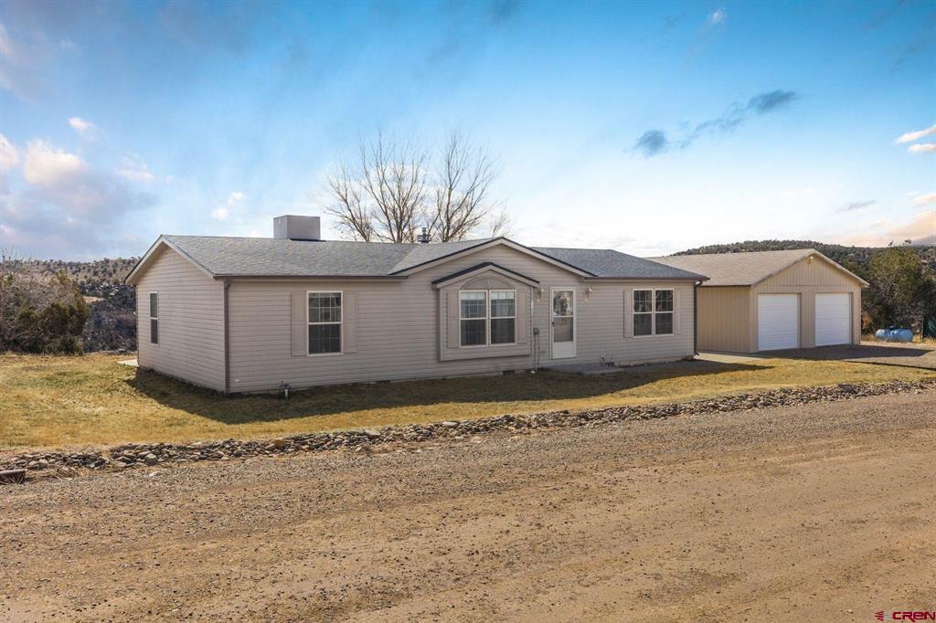 1105 Lookout Dr Property Photo 1