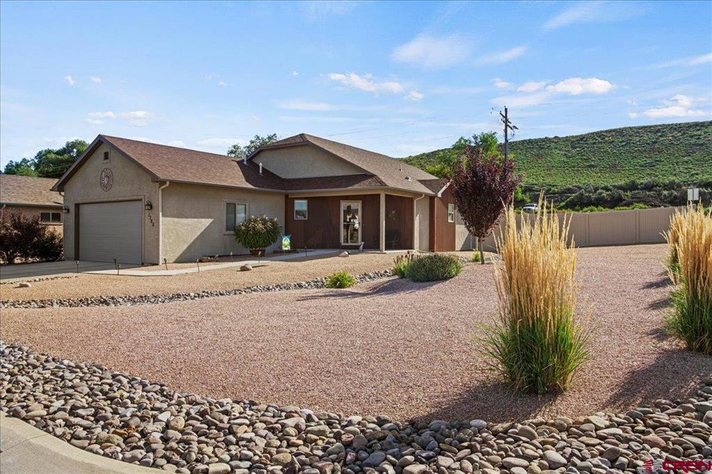 River Stone Real Estate Listings Main Image