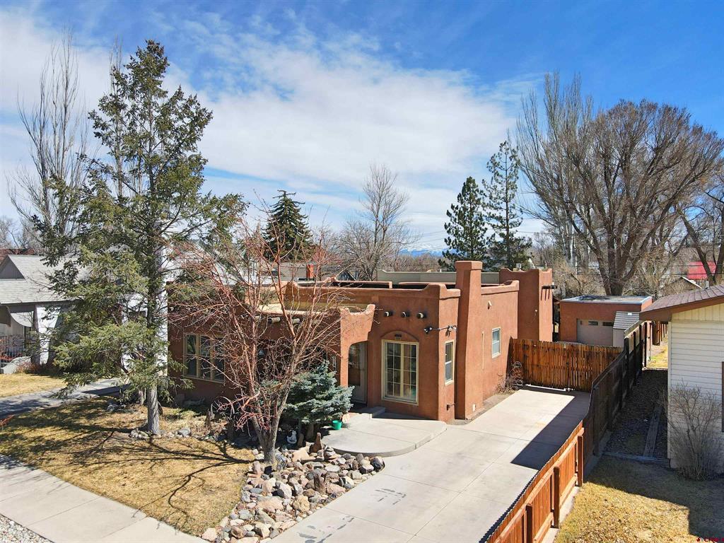 Groenings Sub Real Estate Listings Main Image