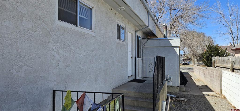 105 S Mesa Property Photo 23
