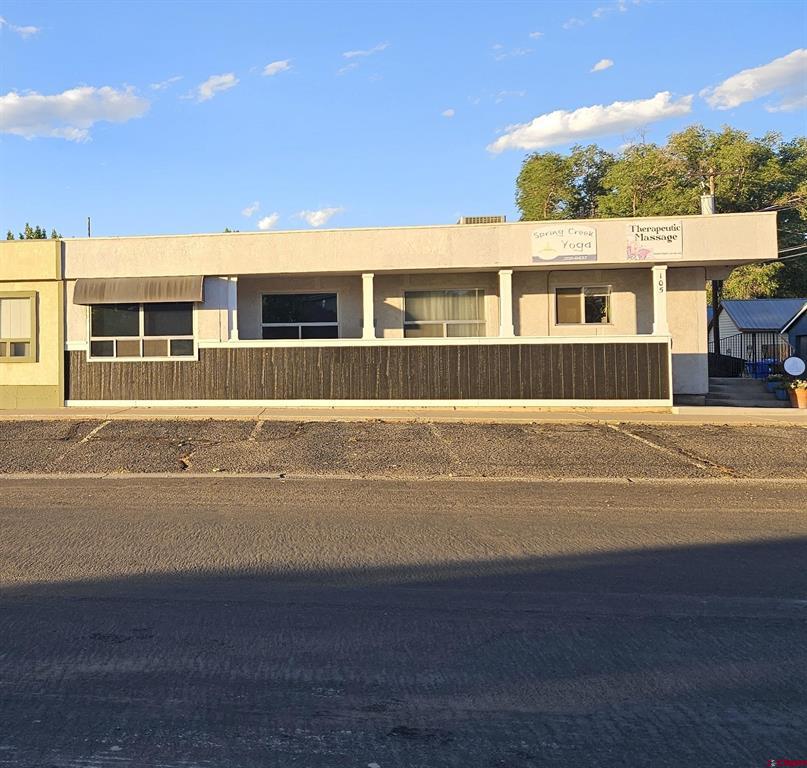 105 S Mesa Property Photo 23