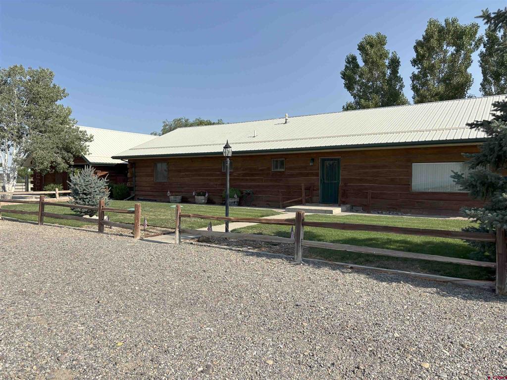61181 Falcon Road Property Photo 1