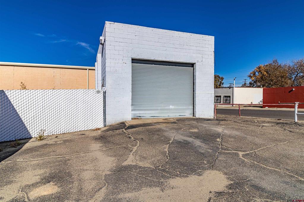 130 Airport Drive Property Photo 19
