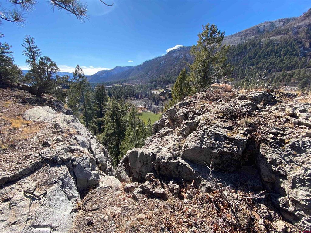 444 Glacier Cliff Drive Property Photo 6