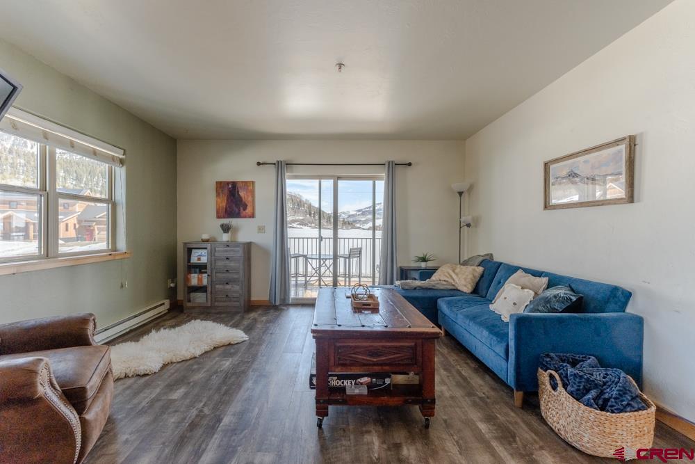 180 S Avion Drive Property Photo 6