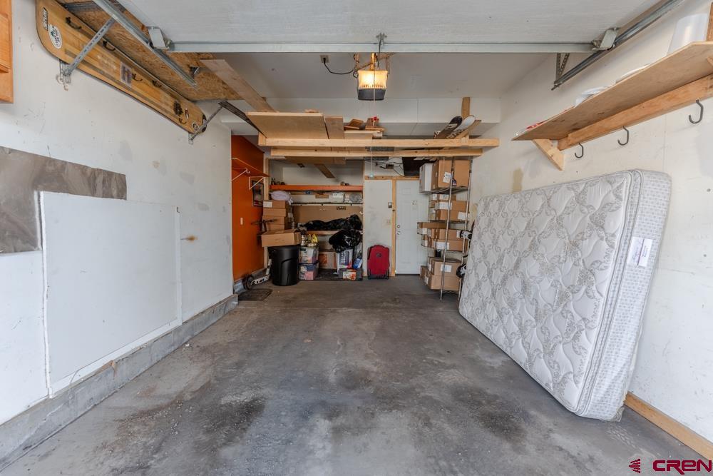 180 S Avion Drive Property Photo 19