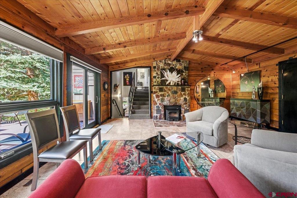 295 Redstone Road