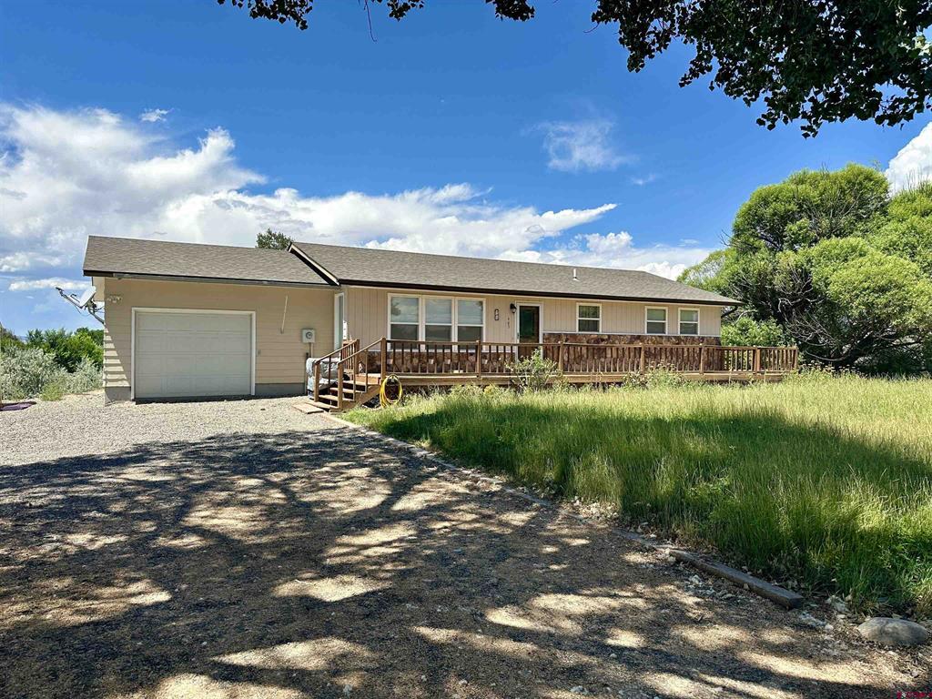 485 1740 Road Property Photo 1