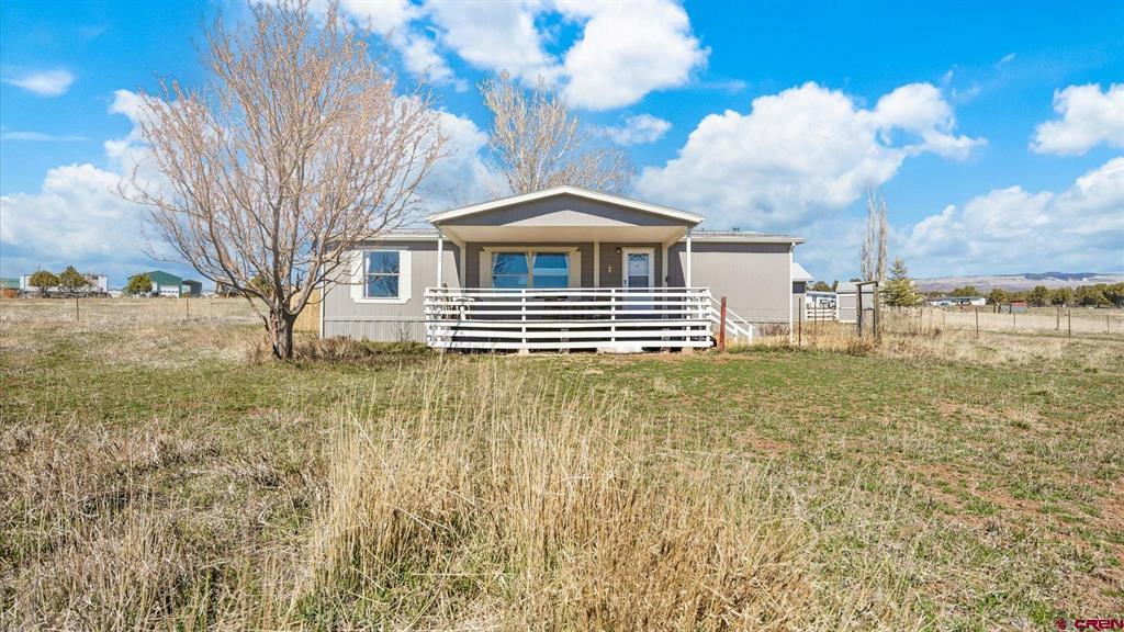 17177 Meadow Drive Property Photo 1