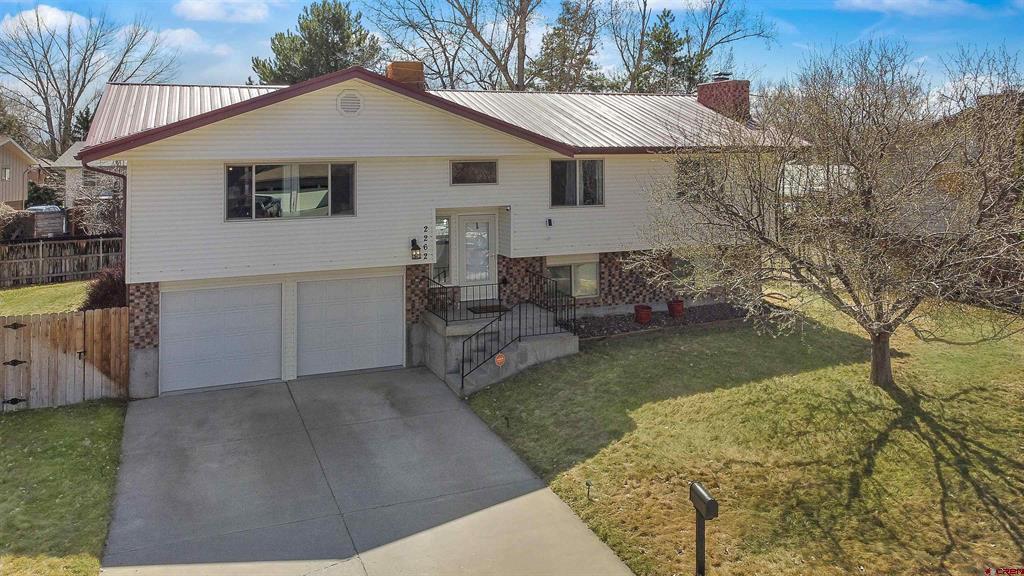 2262 Essex Court Property Photo