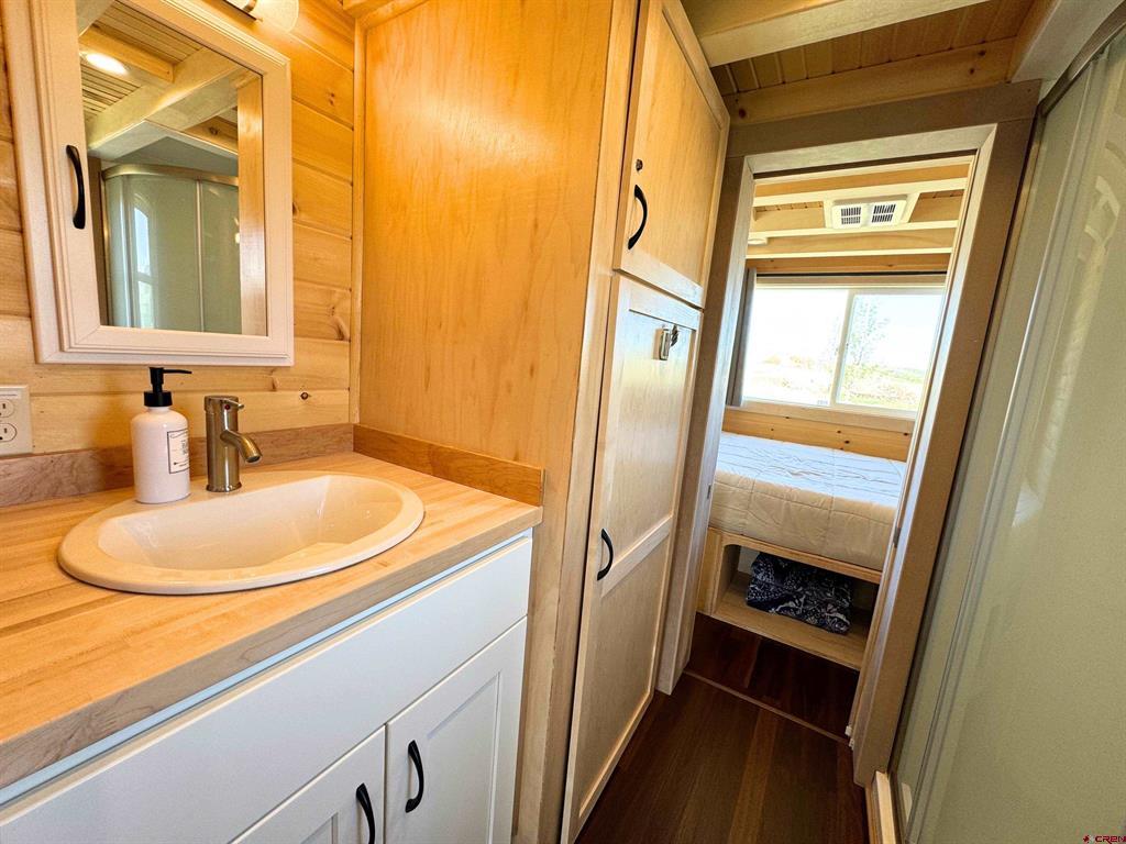 22130 6850 Road Property Photo 8